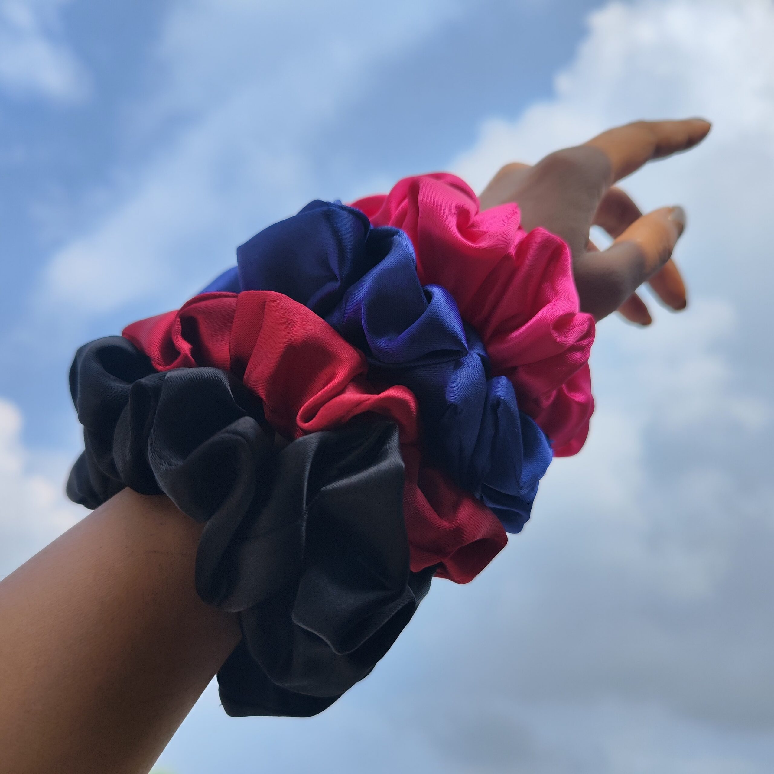 Picsart_24-08-06_23-06-48-263